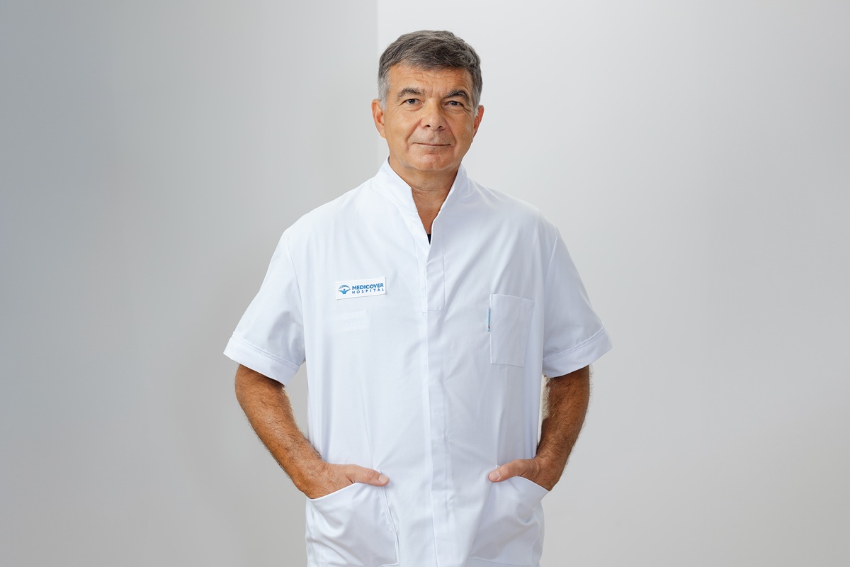 Prof. Univ. Dr. Alexandru Blidaru